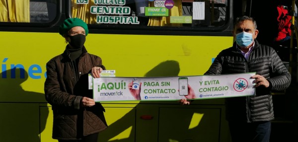 Ministra Hutt llama a preferir pago electr贸nico en buses del transporte p煤blico de Villarica